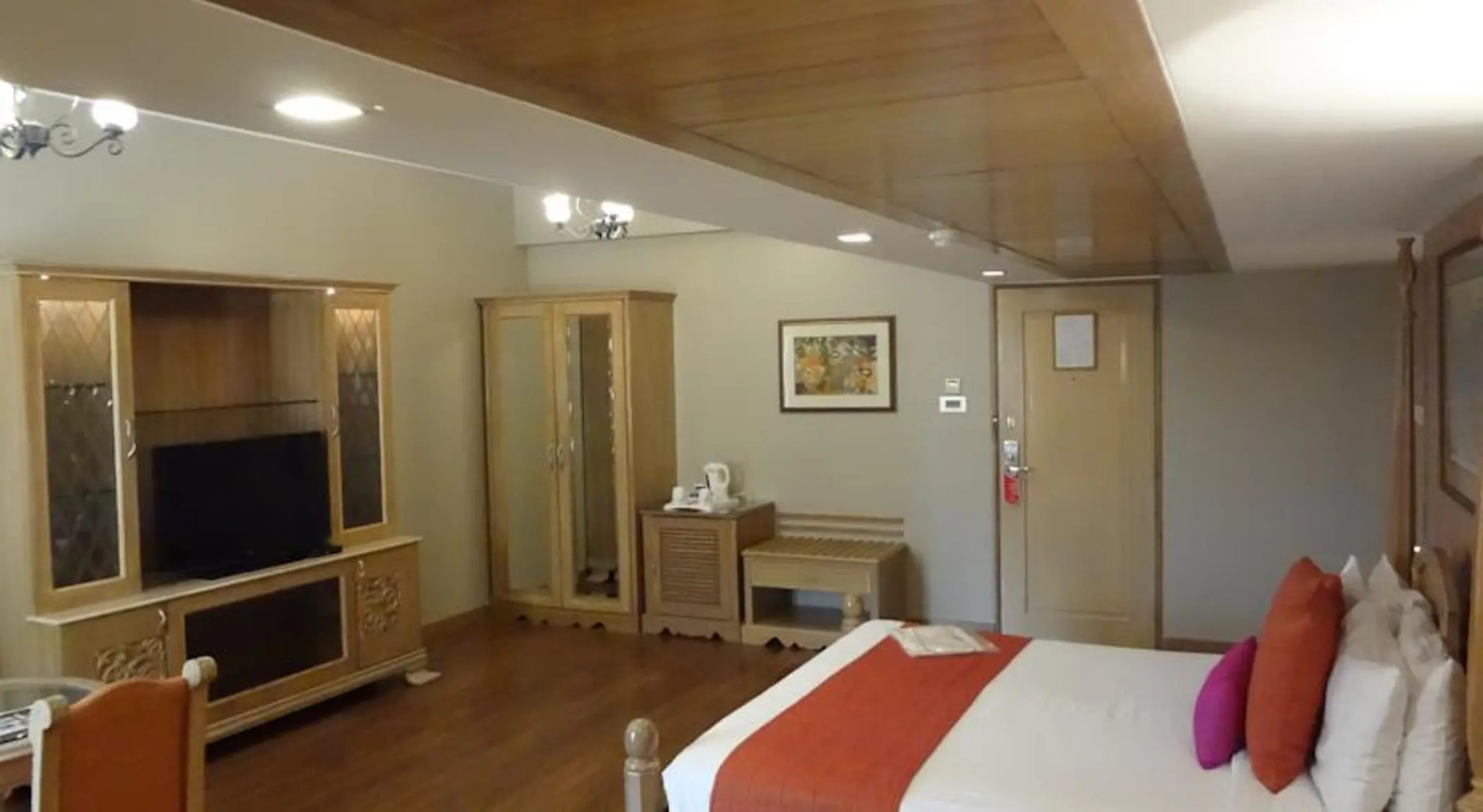 Sun N Sand Hotel Mumbai