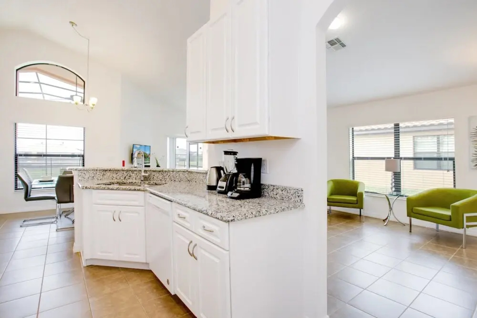 Rosemount Villa Providence 4