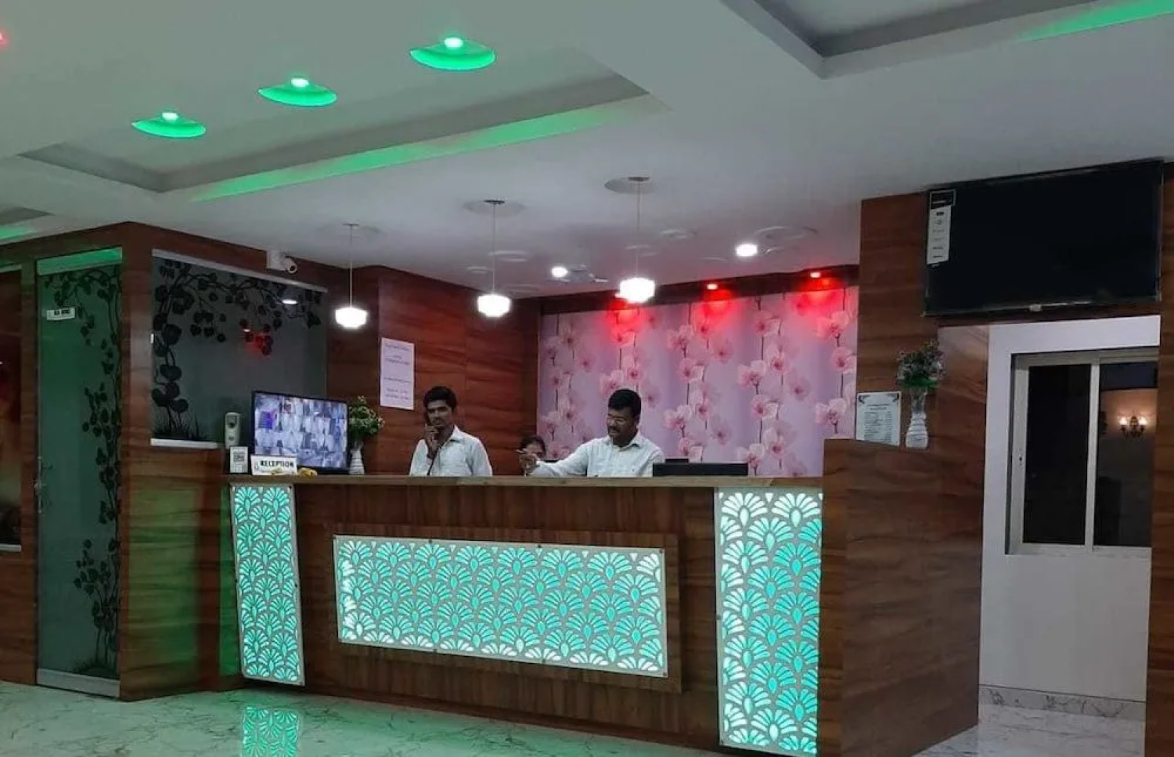 Hotel Sai Dwarka Palace