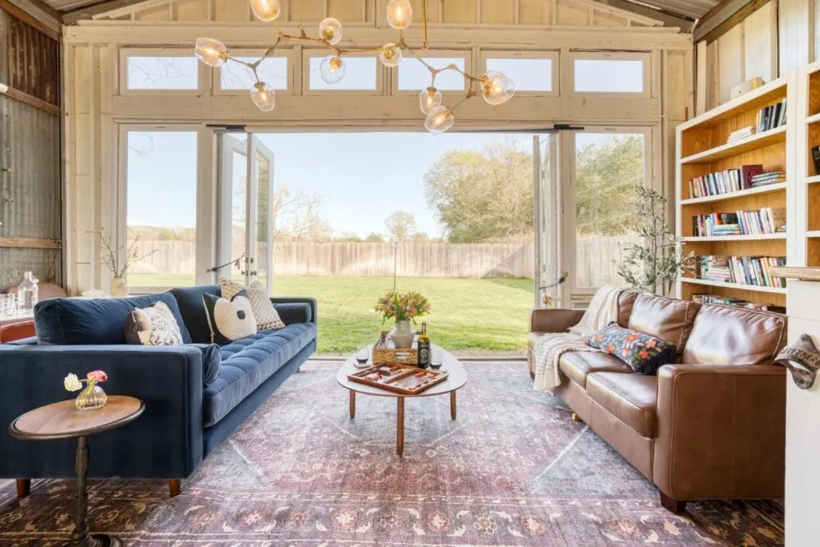 Coppola by Avantstay Explore The Wineries Near This Gorgeous Healdsburg Home w/ Bar & Large Yard