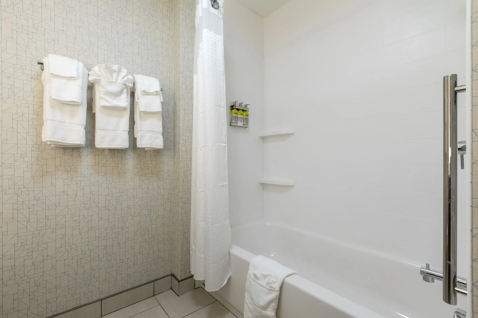 Holiday Inn Express & Suites Greenville S - Piedmont