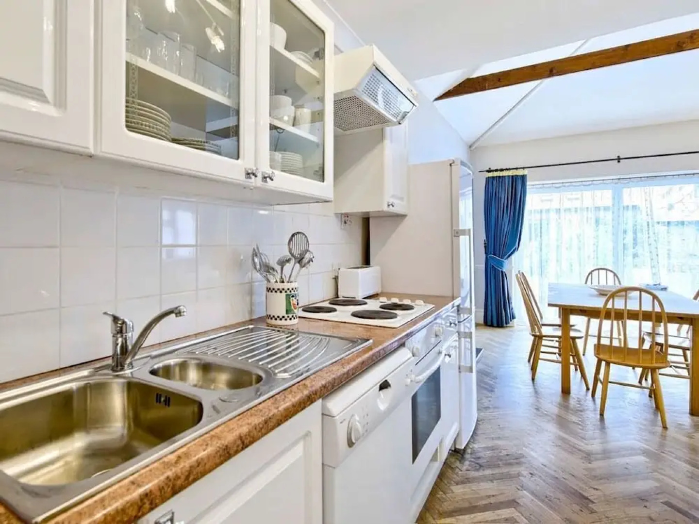 Glenthurston Apartments