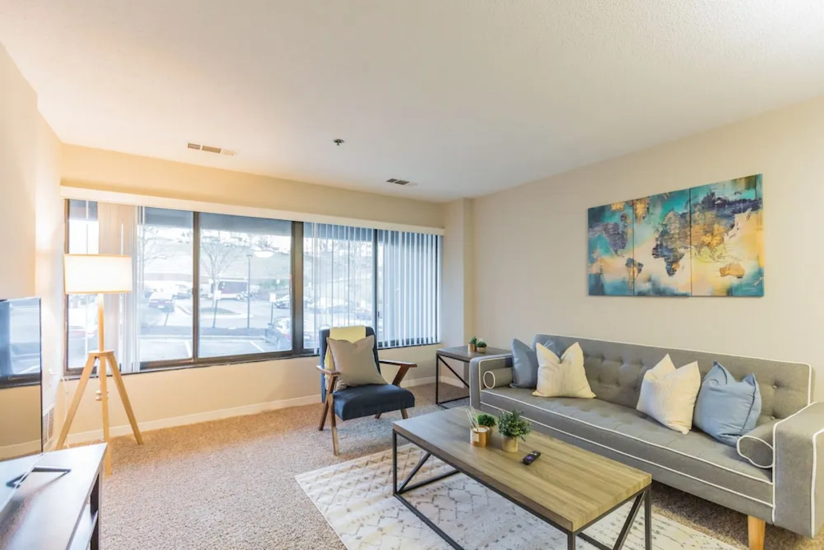 The Luxe Suites of Alexandria