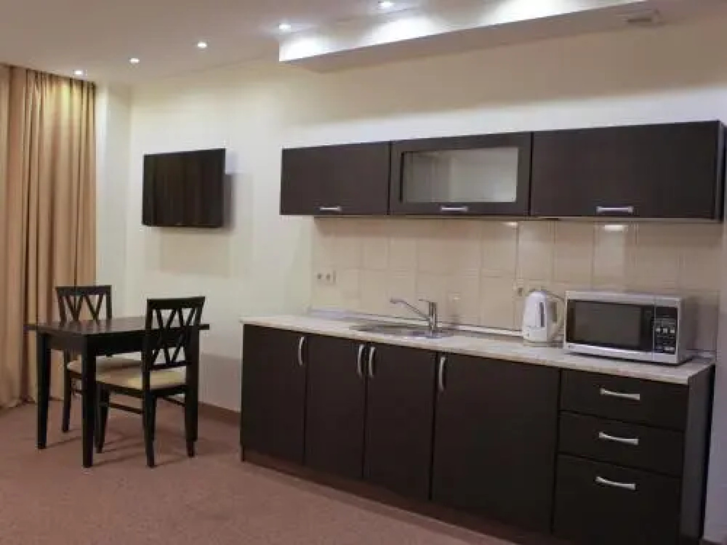 Отель Астери