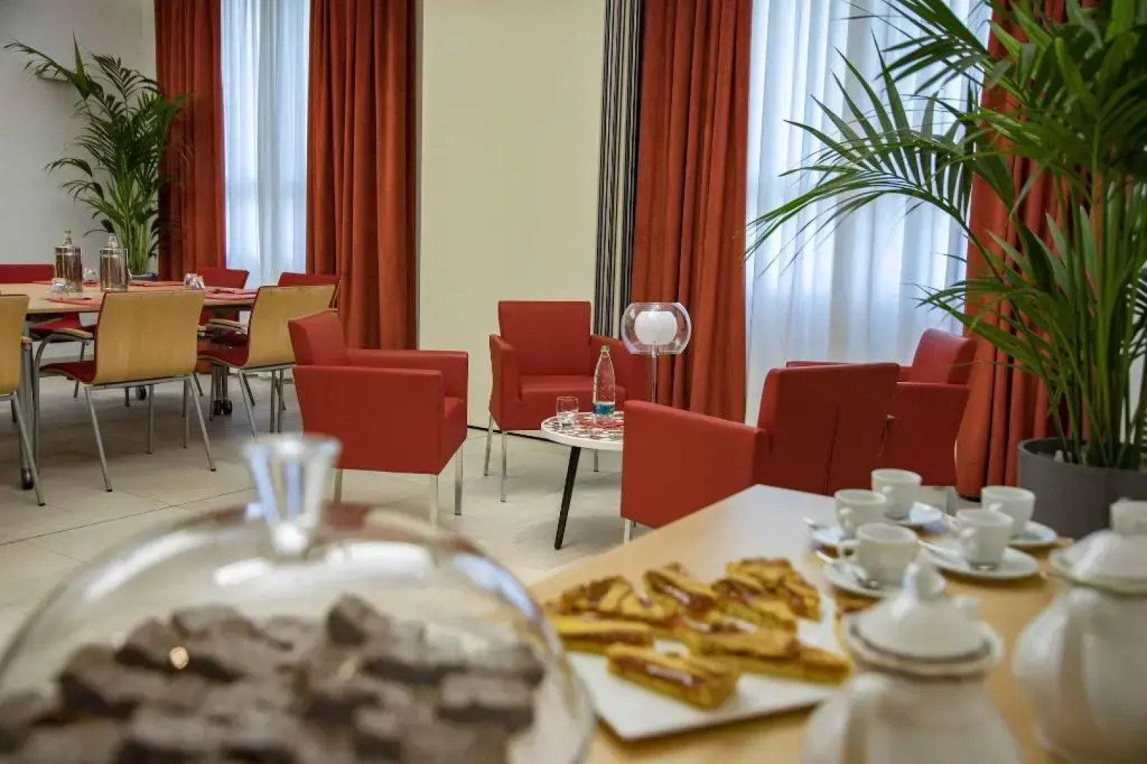 Hotel Remilia Ex Ramada Emilia