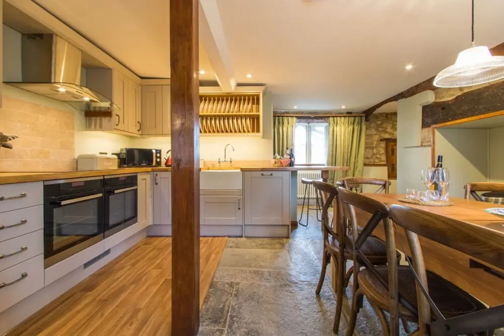 Atherstone Farmhouse