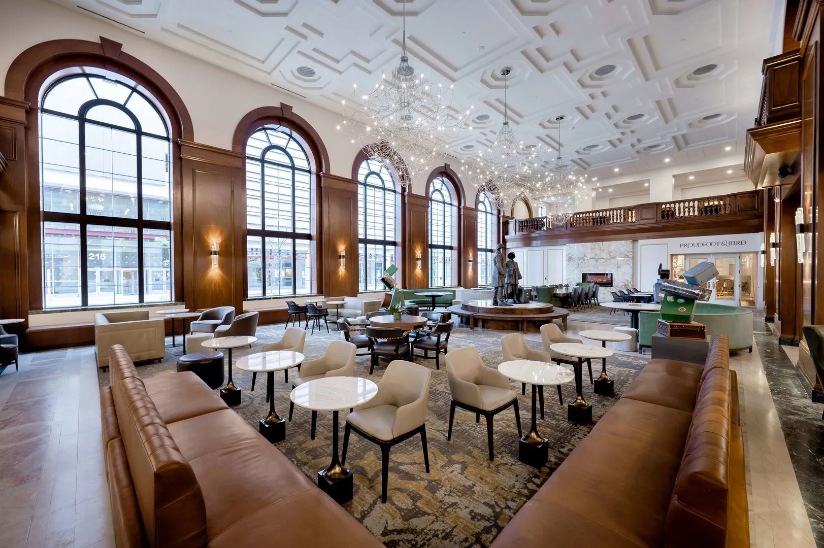 Hotel Fort Des Moines, Curio Collection by Hilton