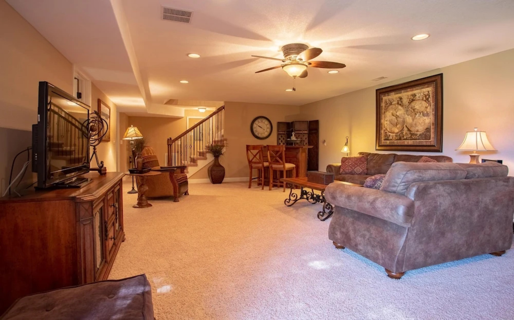 Classy Canyon Retreat - 5 Br Home