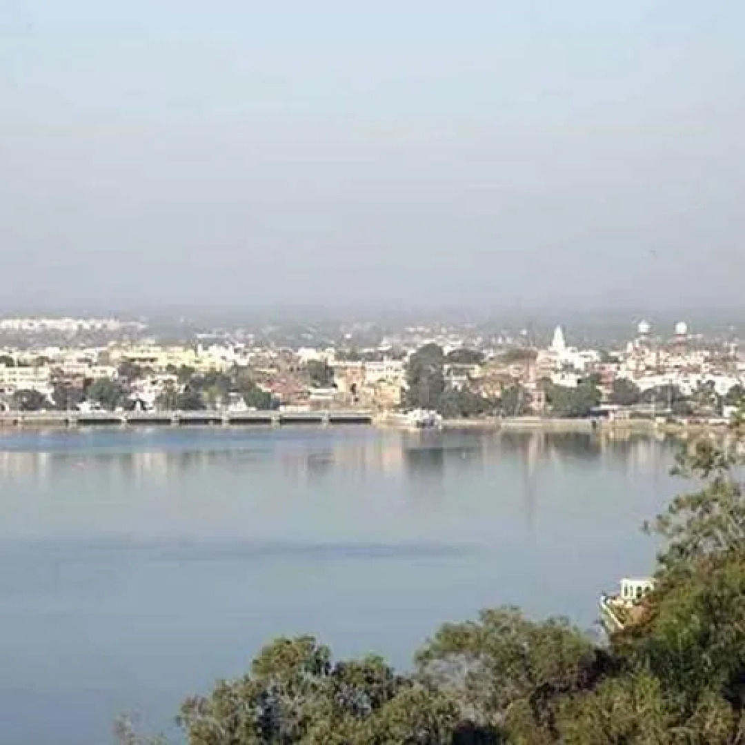 Hotel lake View Ashok