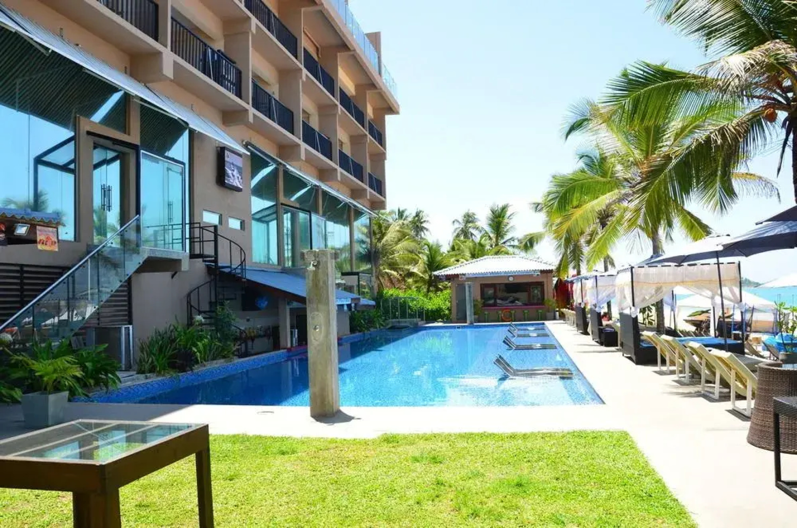 Lavanga Beach Hotel