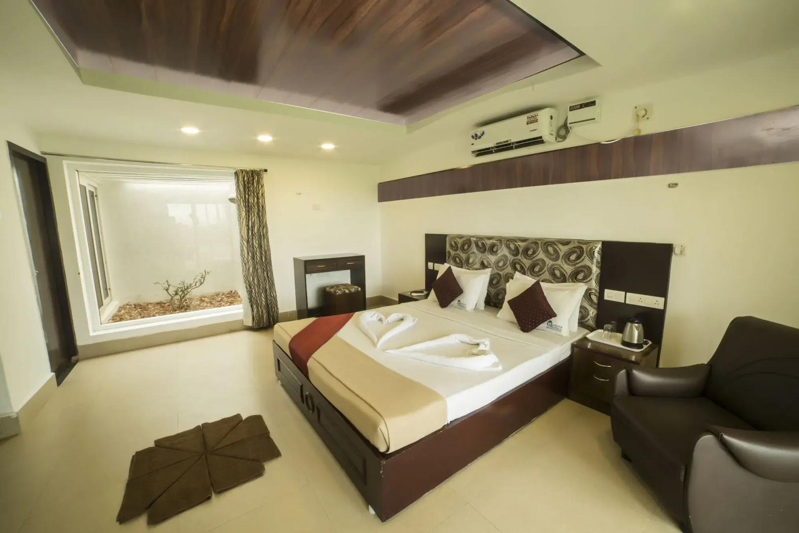 Shelter Beach Resort - Ecr
