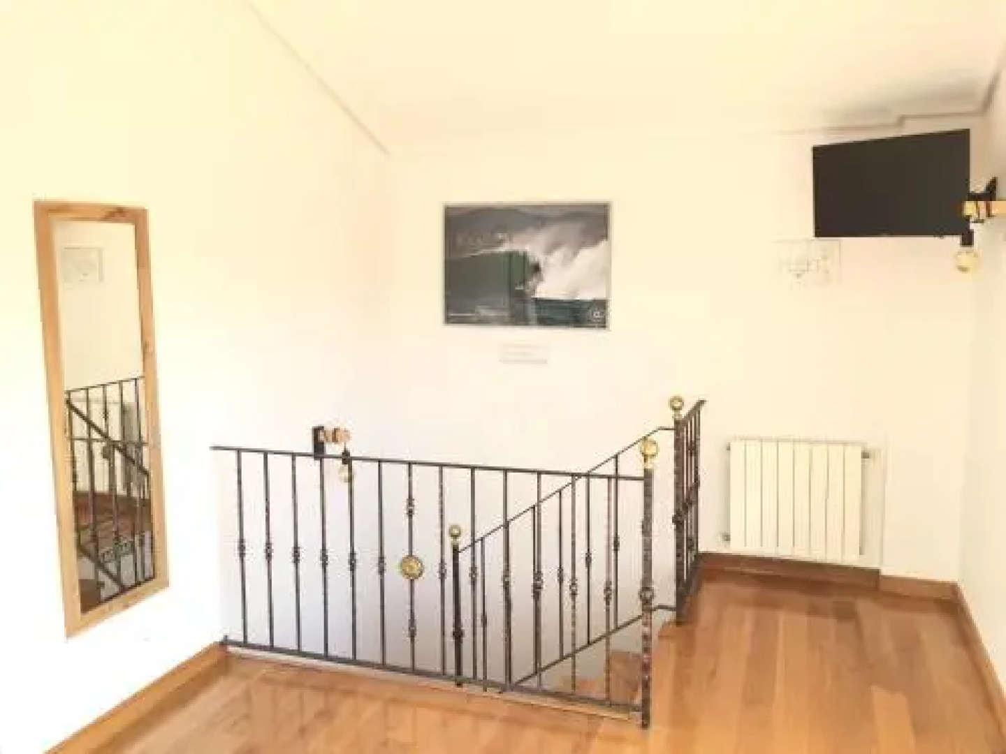 Somo Surfskate hostel