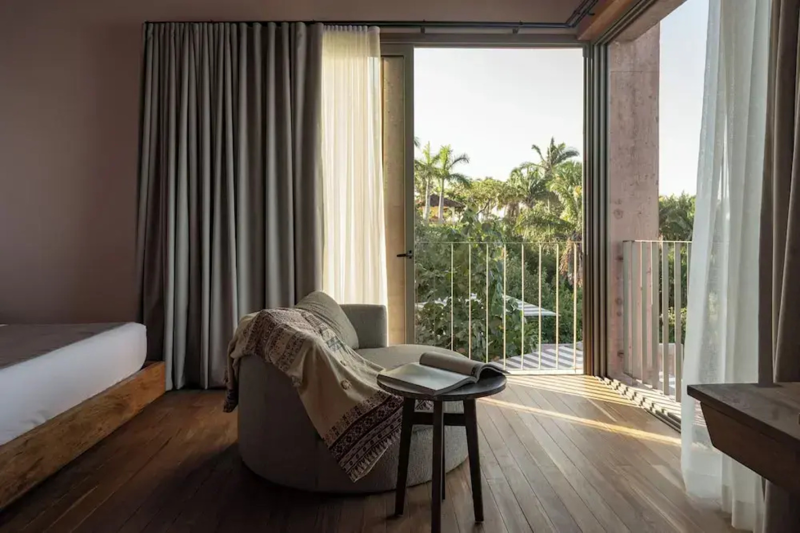 Rosa Morada Luxury and Private Beach