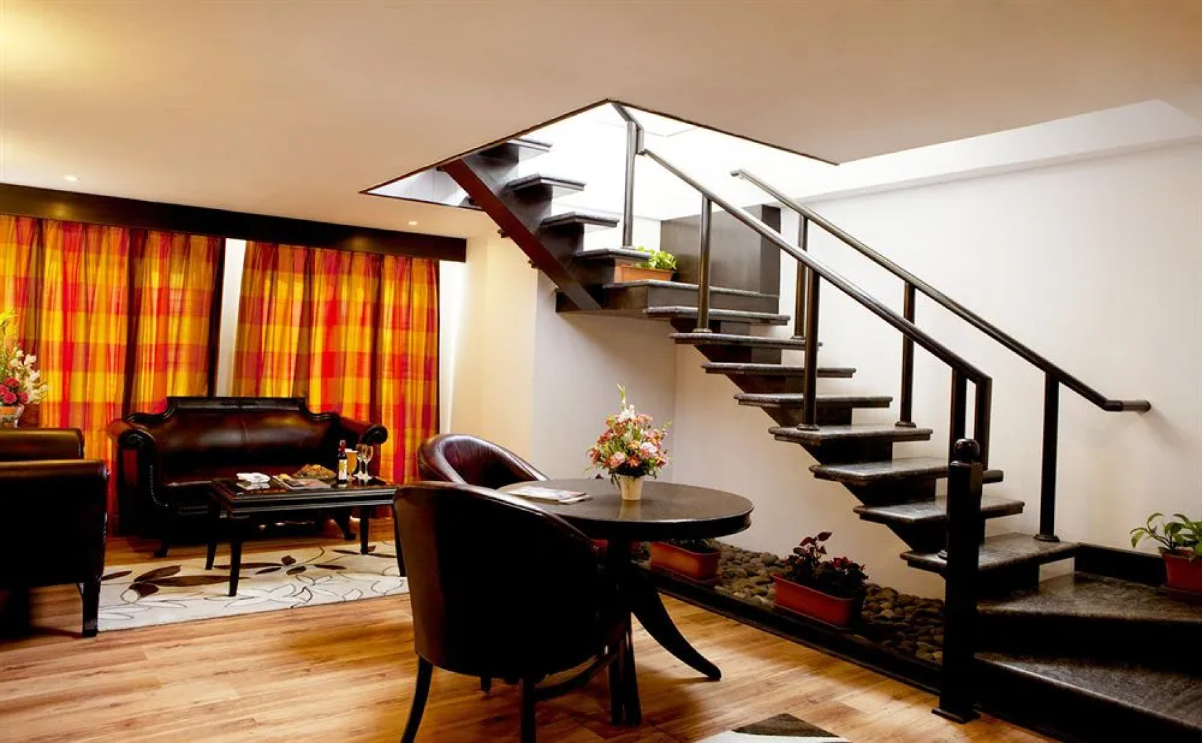 Oh Biz Premier at Leonia