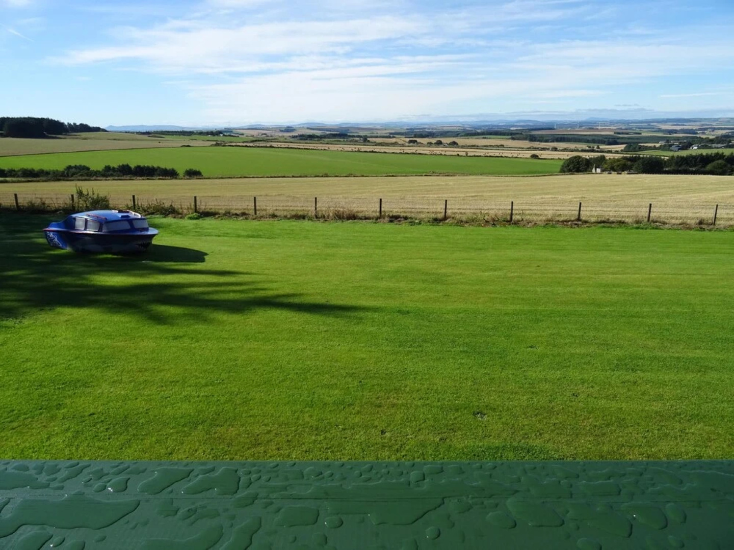 Orange Yurt With Hot Tub- Sleeps 3, Parking & Wifi