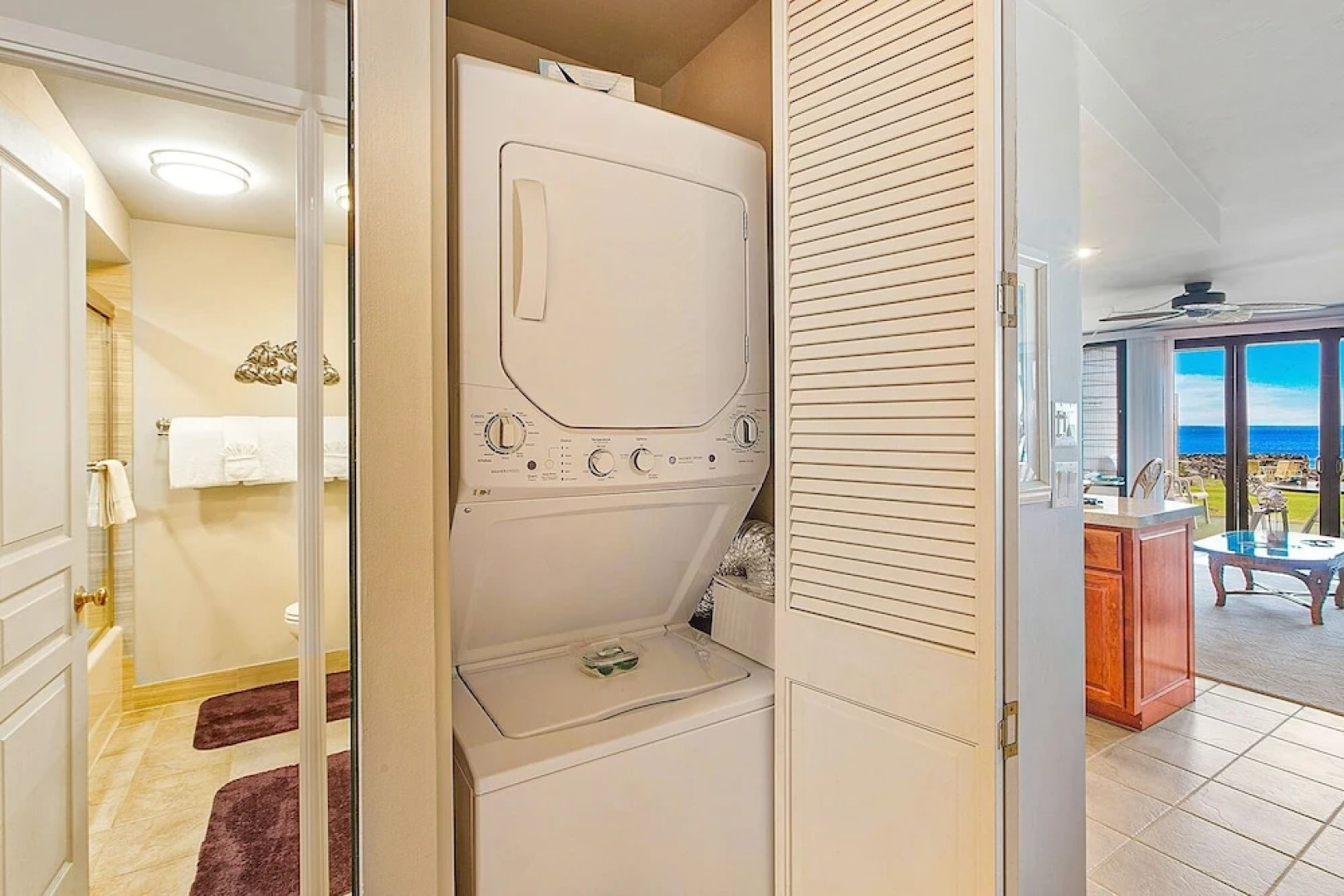 Kaleialoha #207 1 Bedroom 1 Bathroom Condo by Redawning