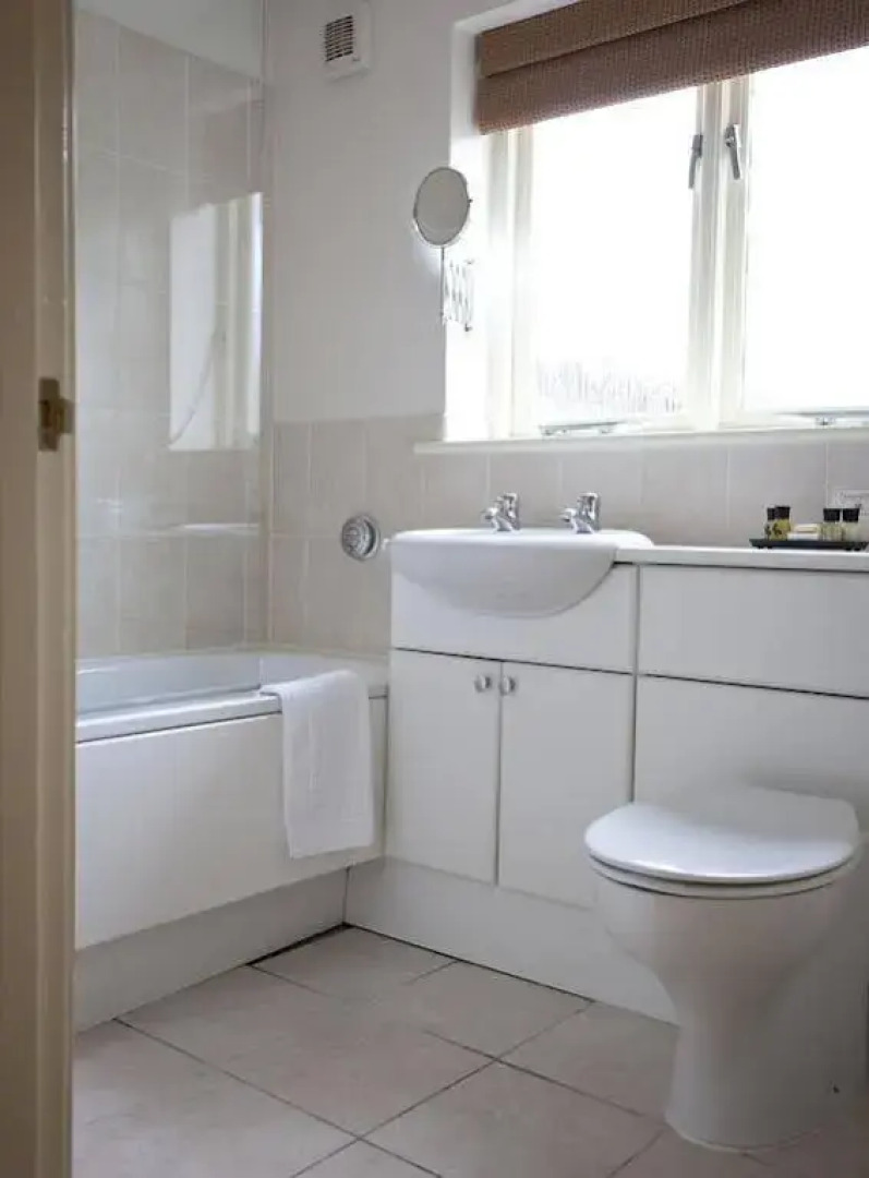 The Green Dragon Inn