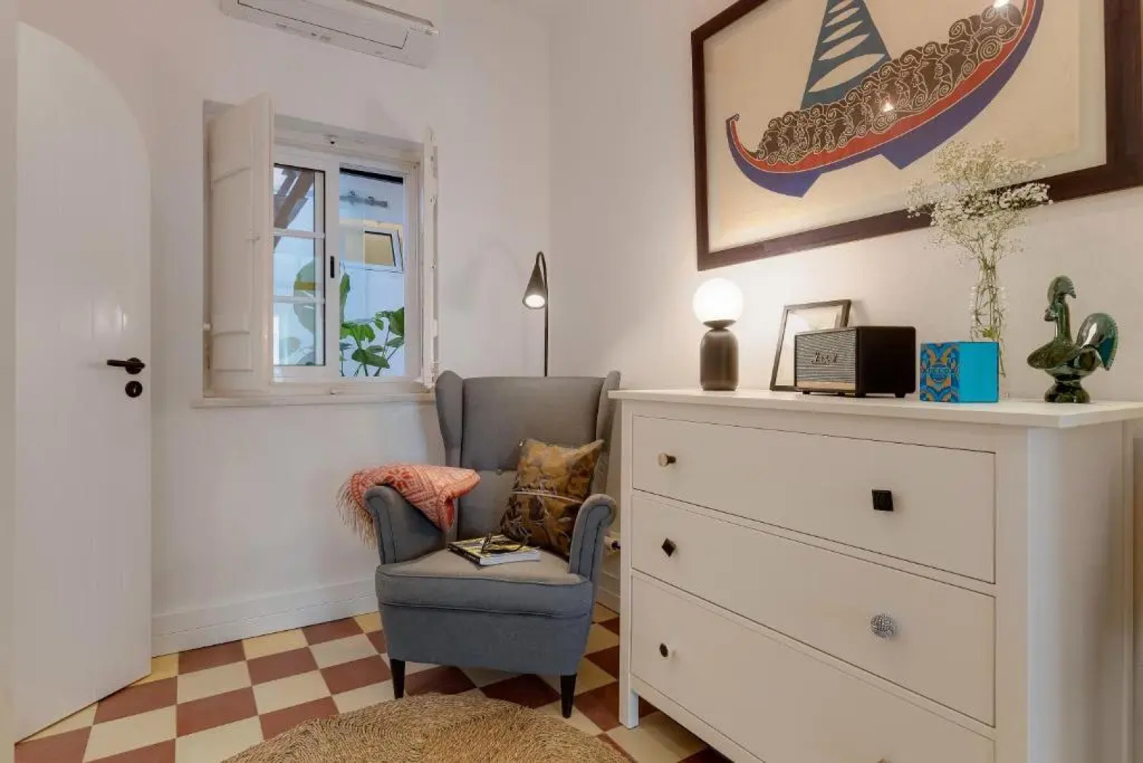 Your Vintage Townhouse