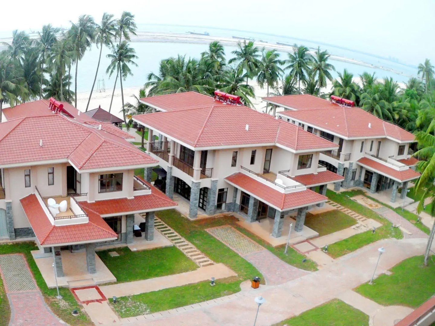 Coconut Grove Herton Sea View Hotel