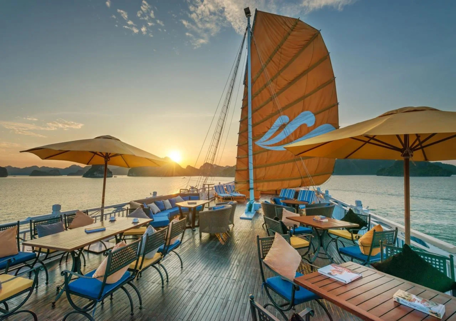 Paradise Peak Cruise