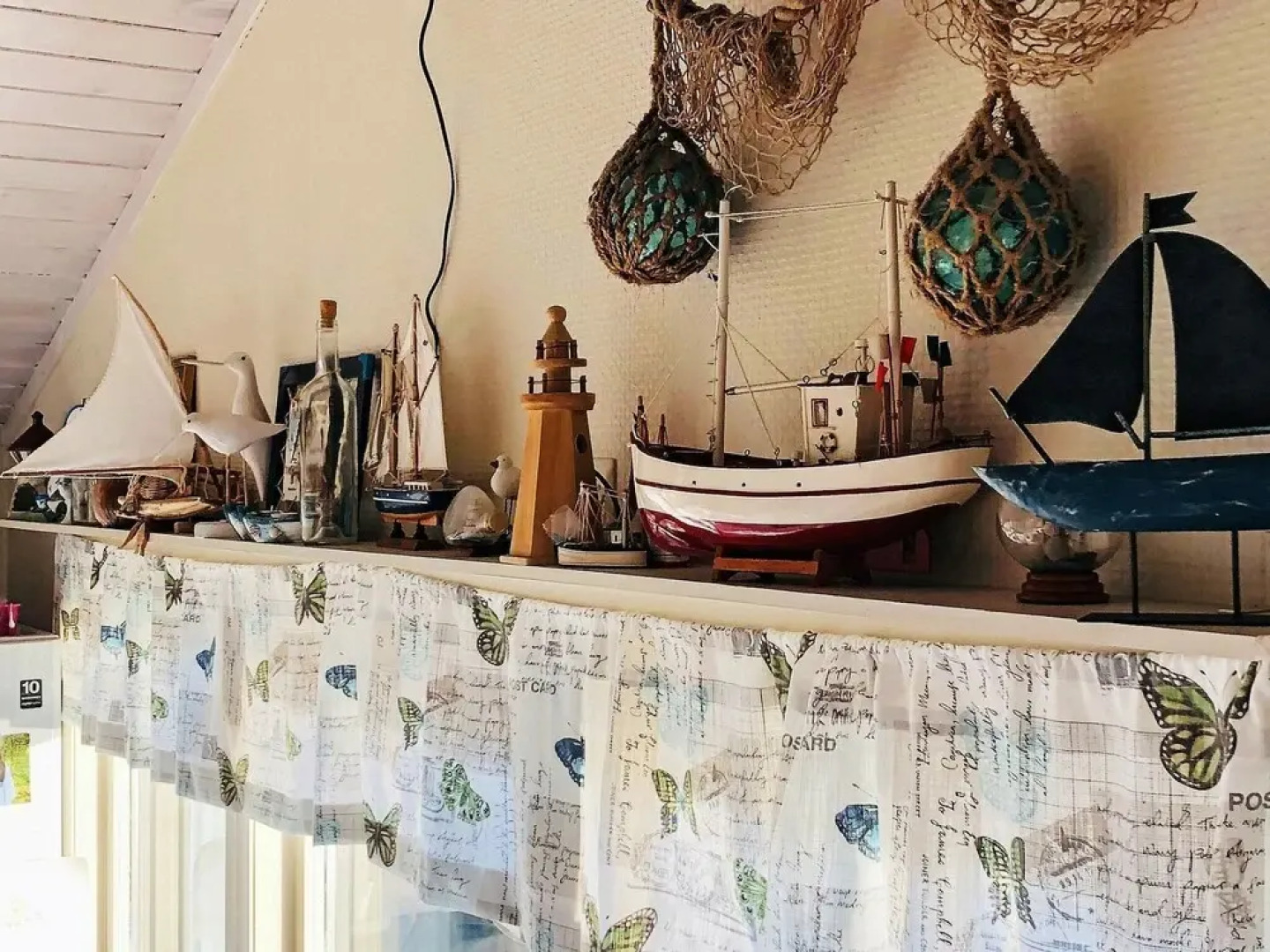 8 Person Holiday Home In Urangsvag