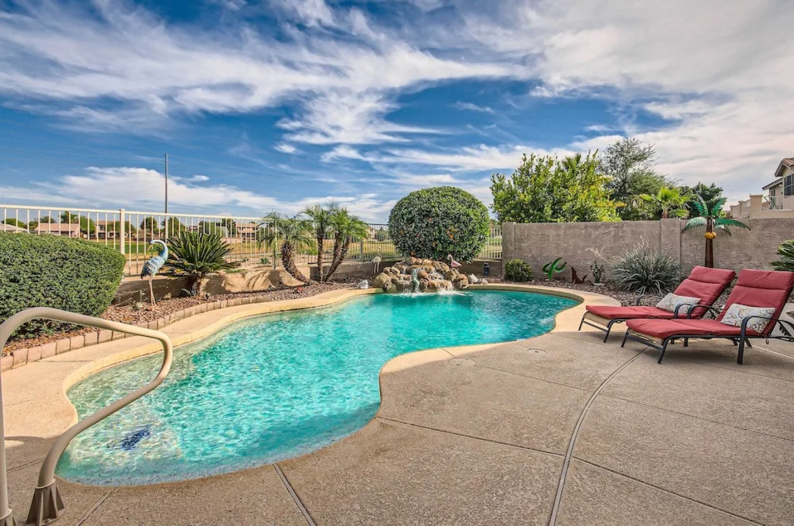 Heated Pool, Gas Grill & Yard: Phoenix Retreat!