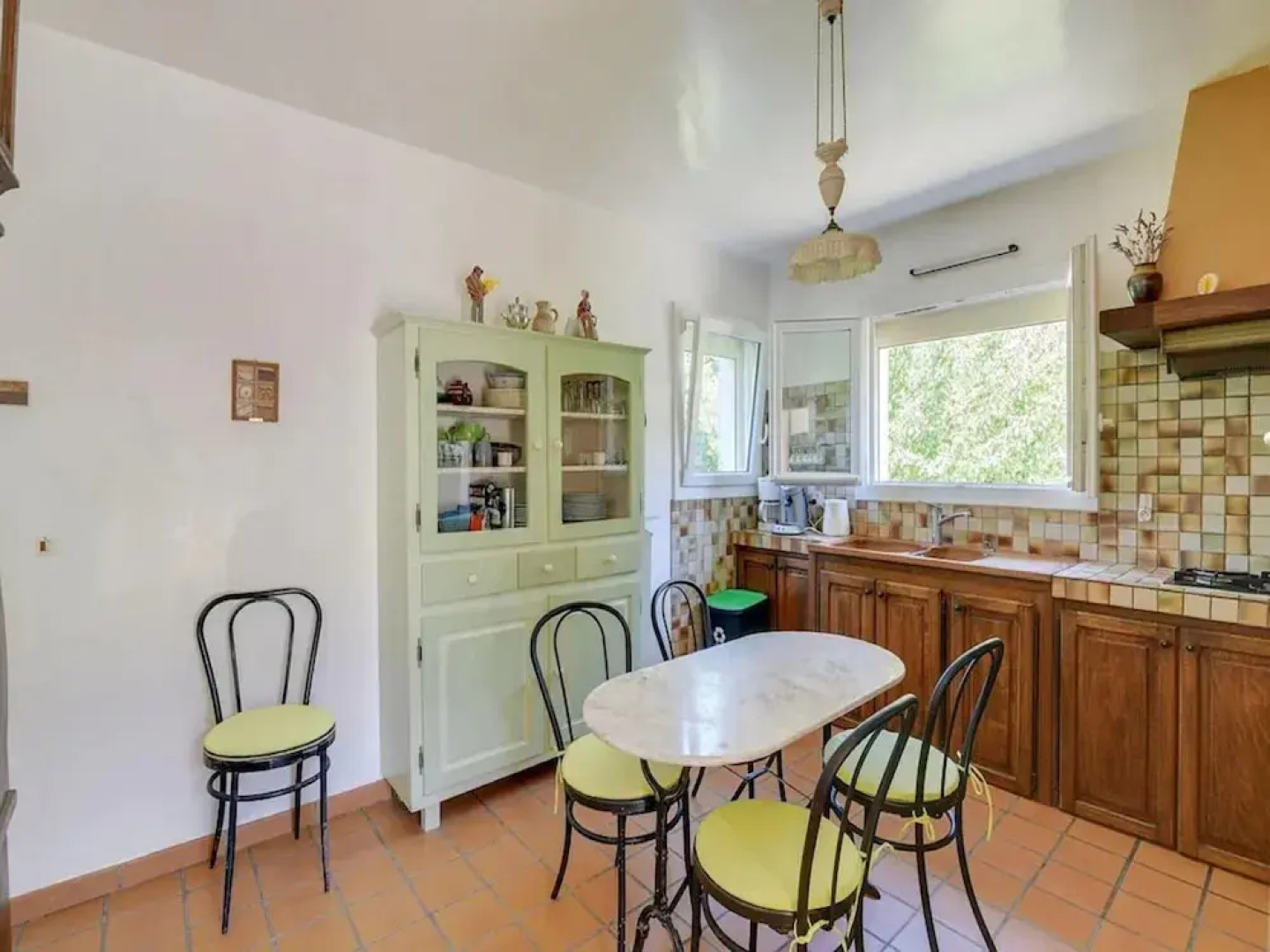 Superb House With Pool Near the Luberon