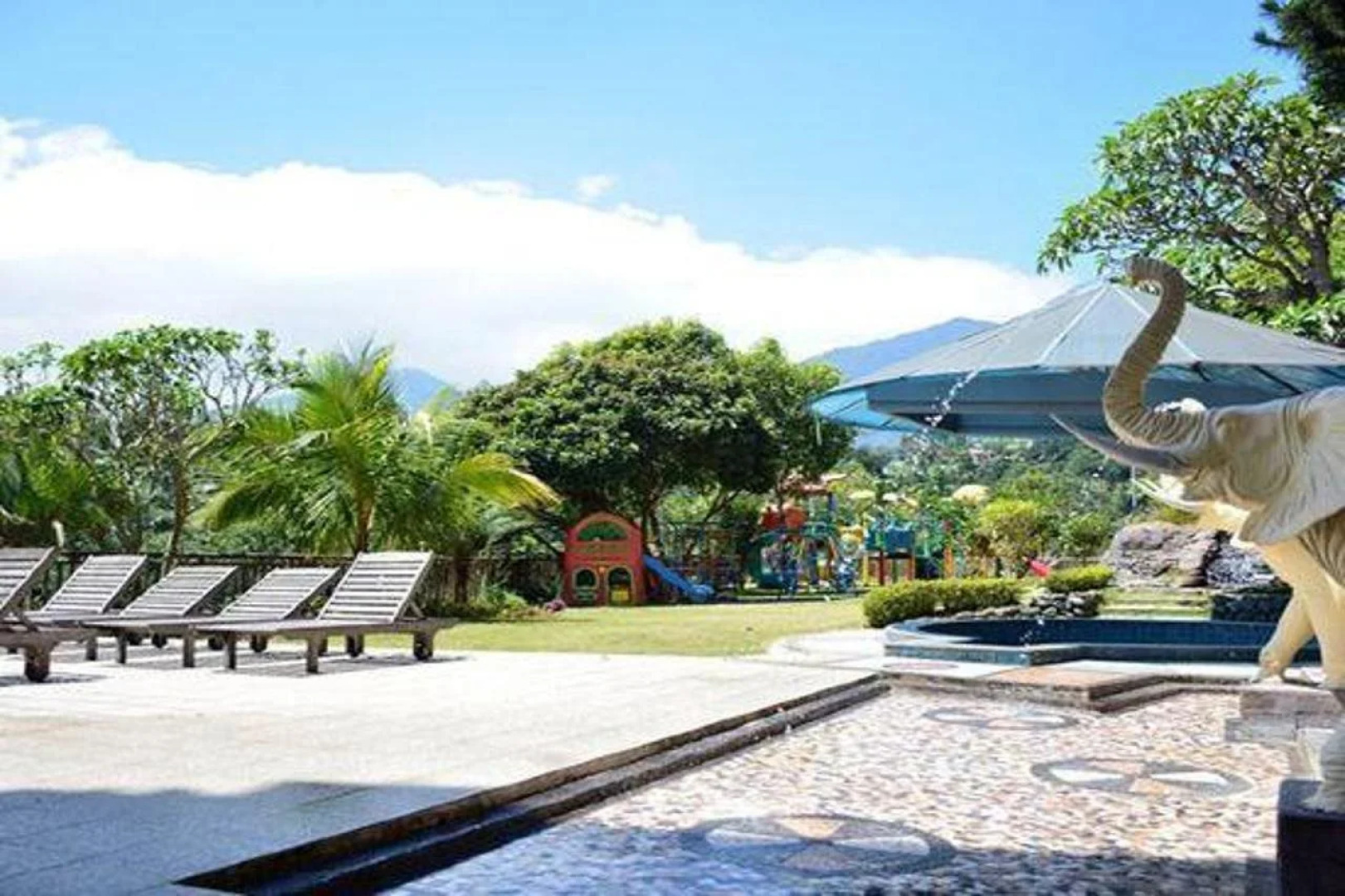 Seruni Hotel Gunung Salak