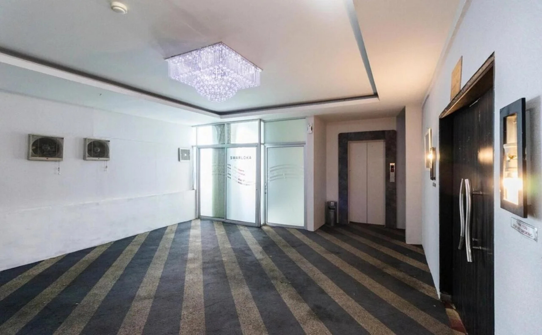 Candi Hotel