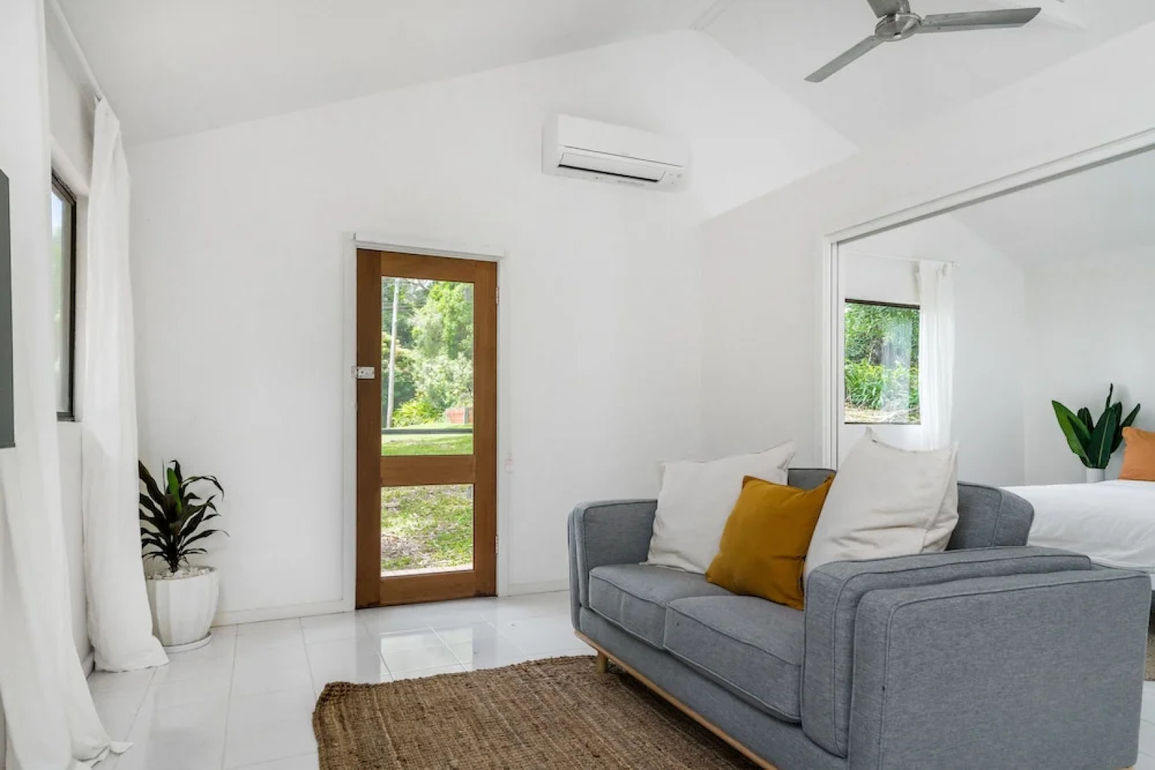 Your Luxury Escape - Little Farm Cottage 1