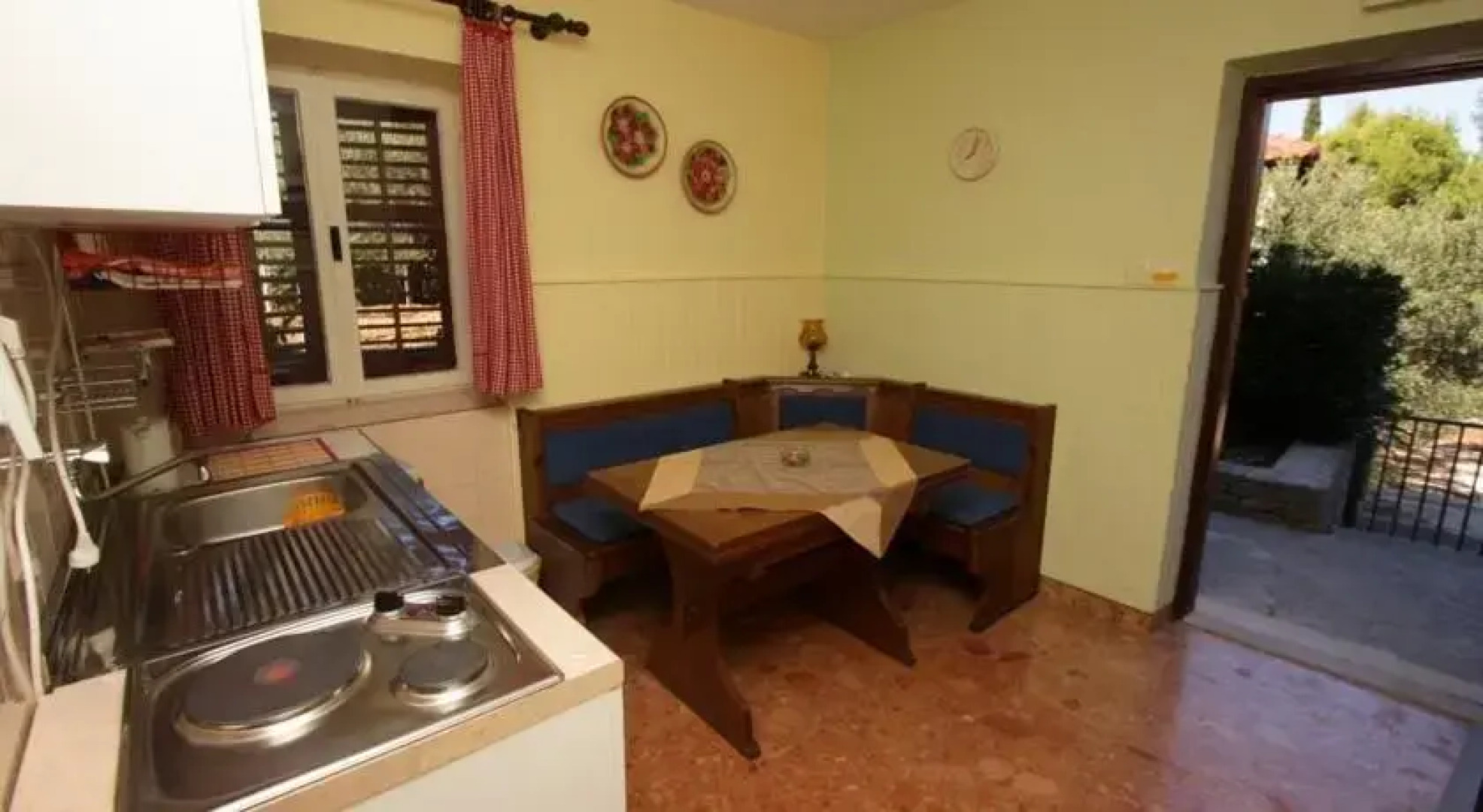 Apartments Spacious Summer House