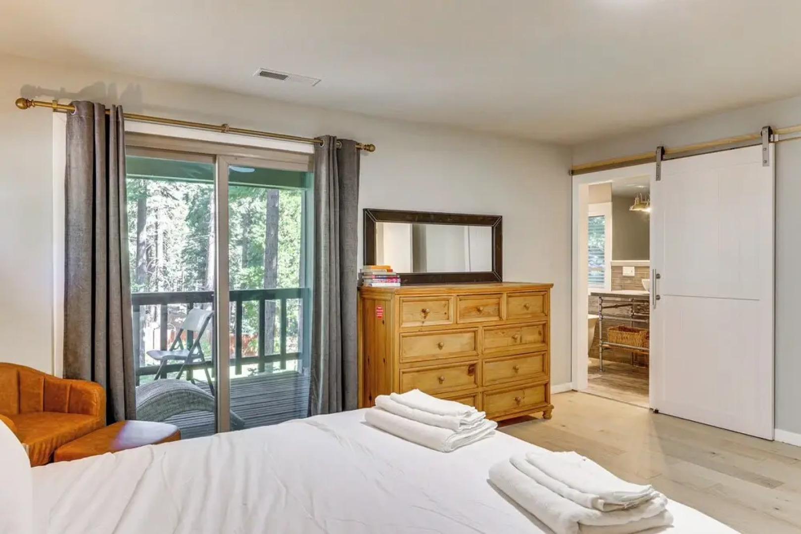 Forest-view Haven w/ Game Room: Tahoe City Gem!