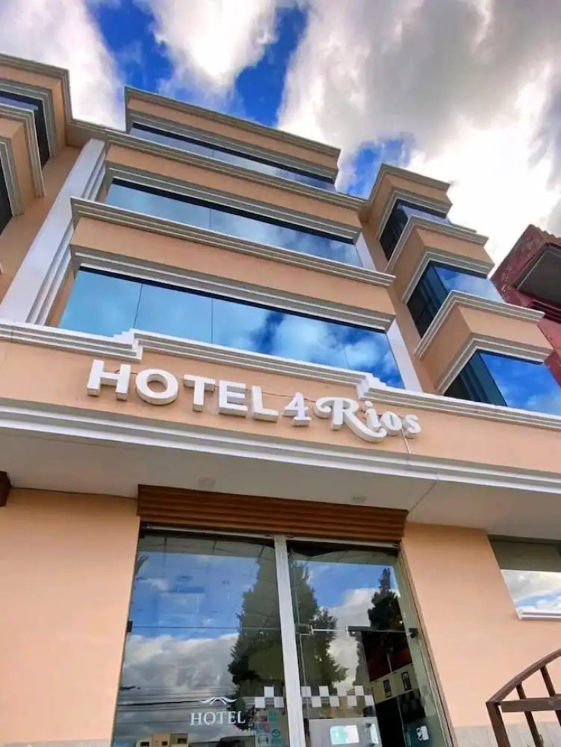 Hotel 4 Ríos
