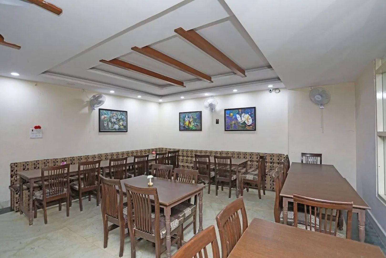 Oyo 30933 Moriya Palace