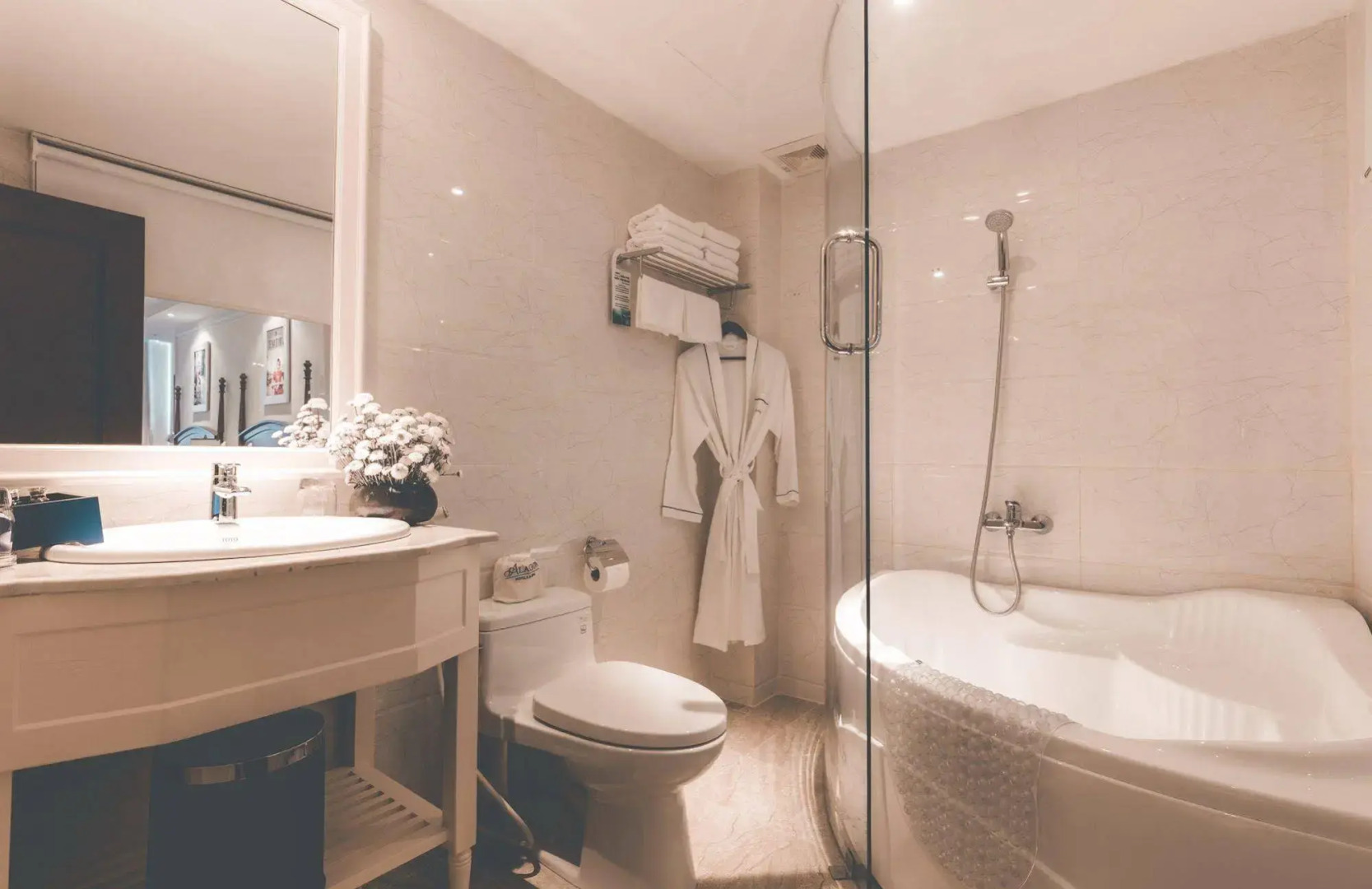 Alagon Central Hotel & Spa
