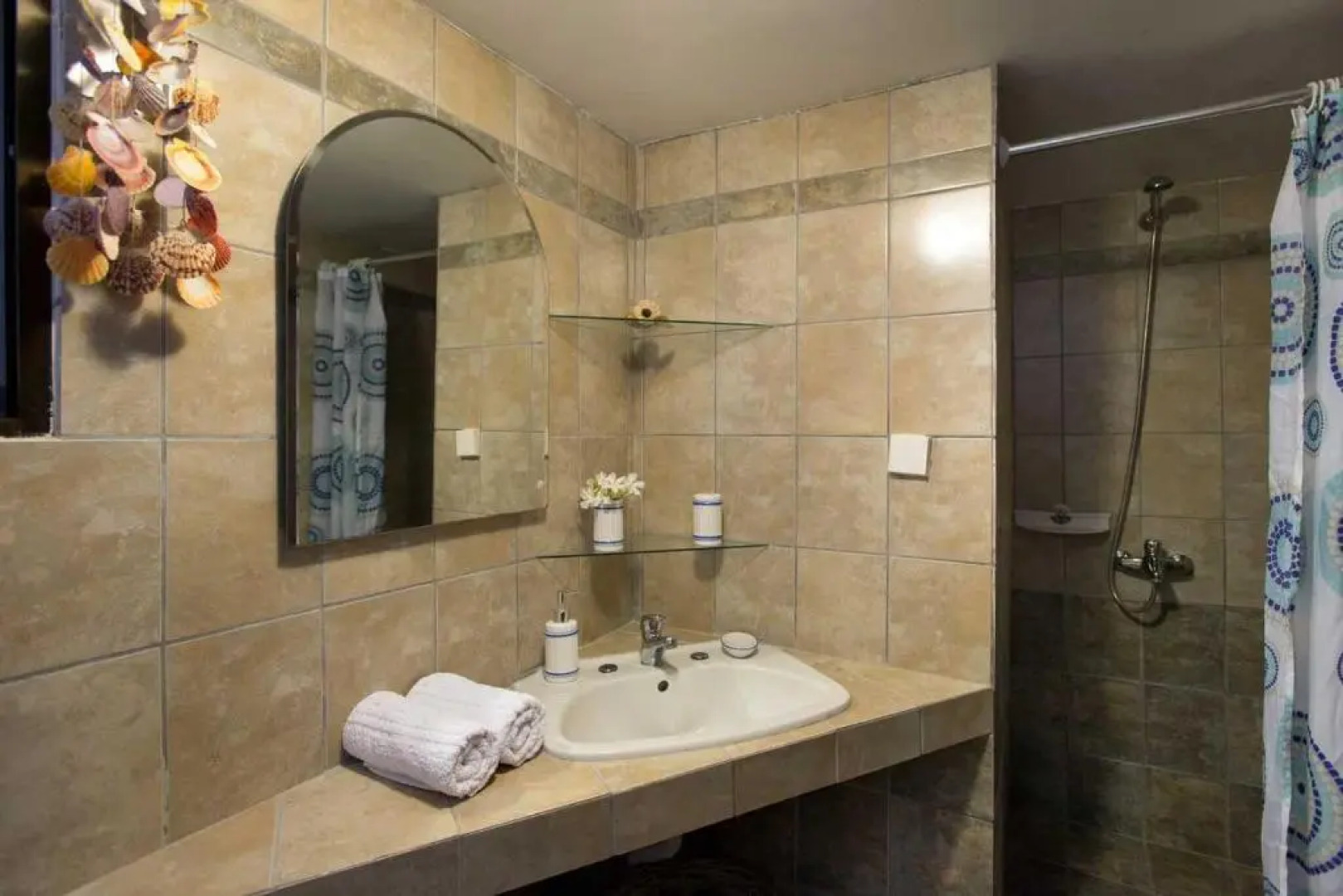 Bristol Residence ( B.Lagoon)