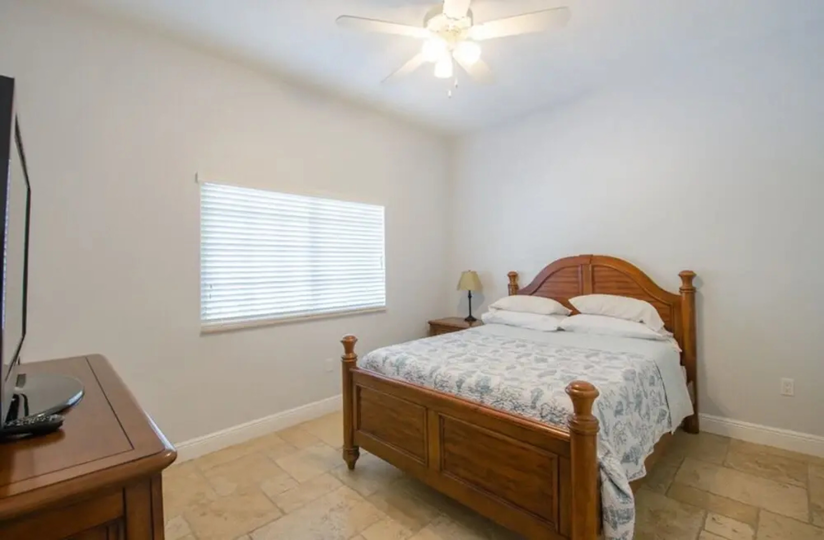 Vistalmar Two Bedroom Deluxe Apartment