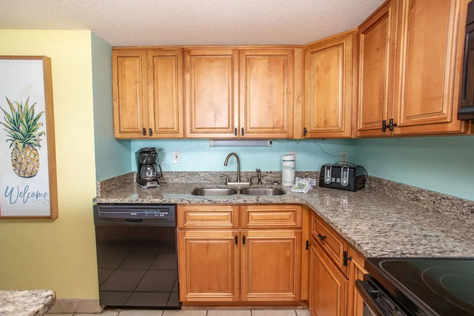 0712 Waters Edge Resort 3 Bedroom Condo by RedAwning