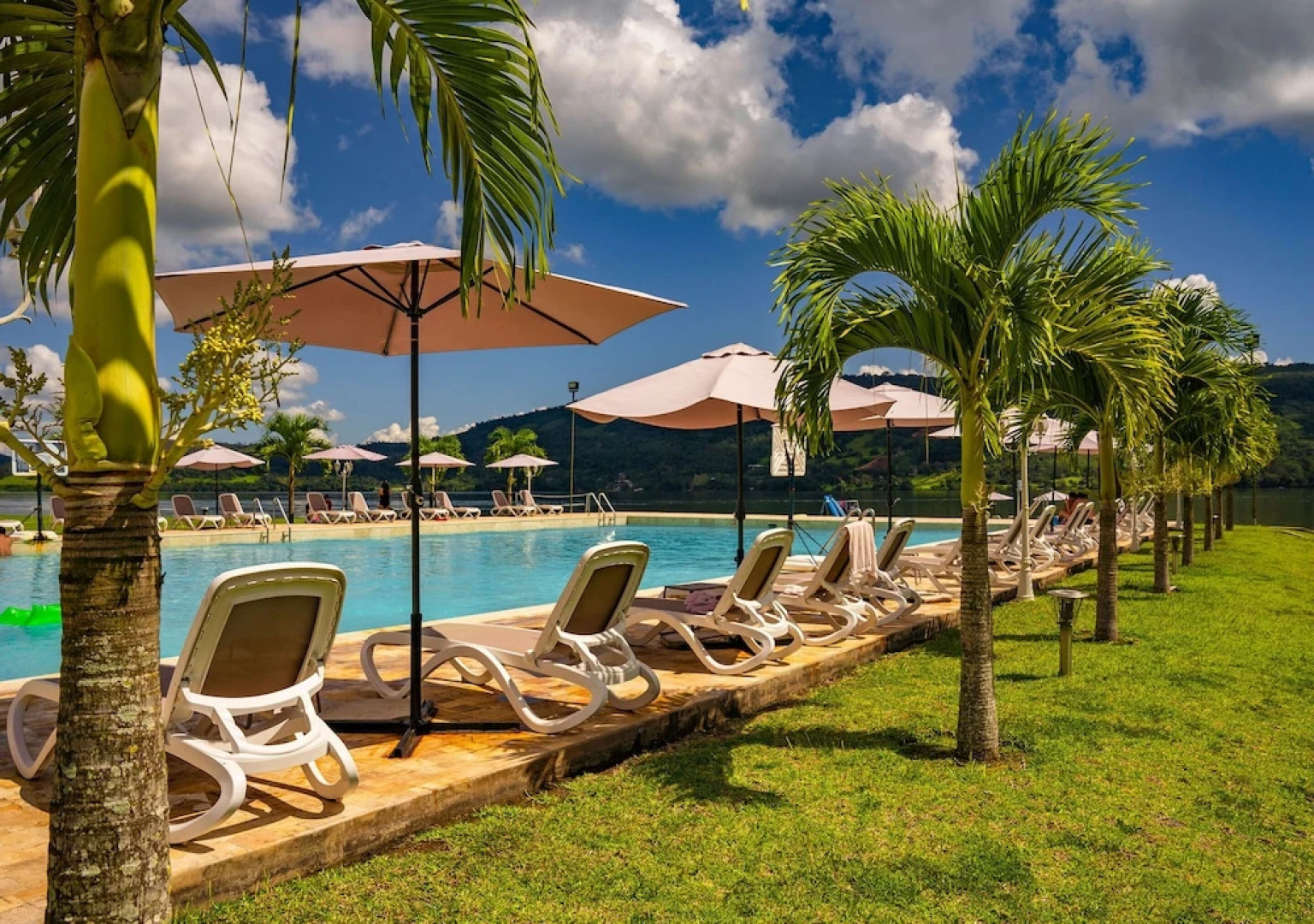 Bella Terra Laguna Azul Resort & Spa