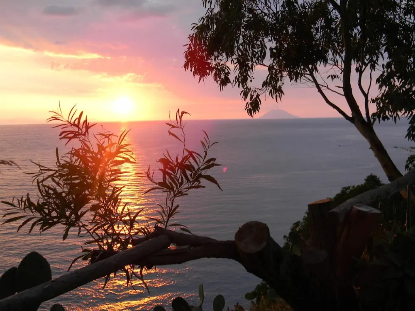 House With 3 Bedrooms in Coccorino, With Wonderful sea View, Enclosed