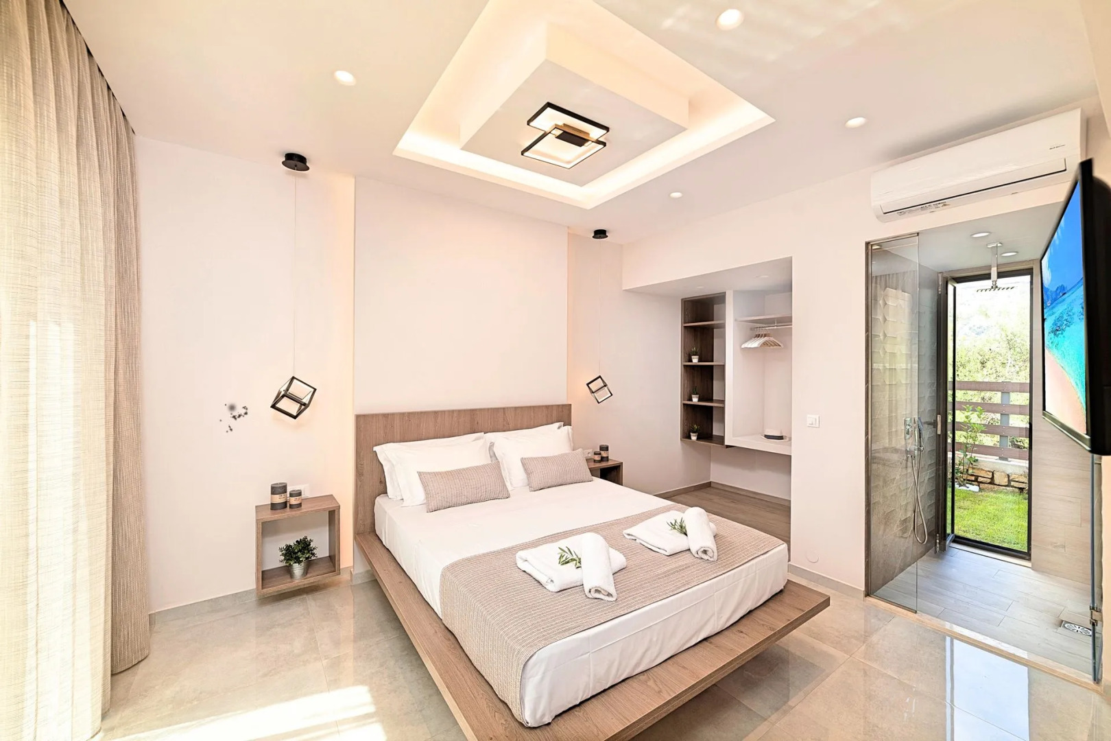 Minoas Villas Heated Pool