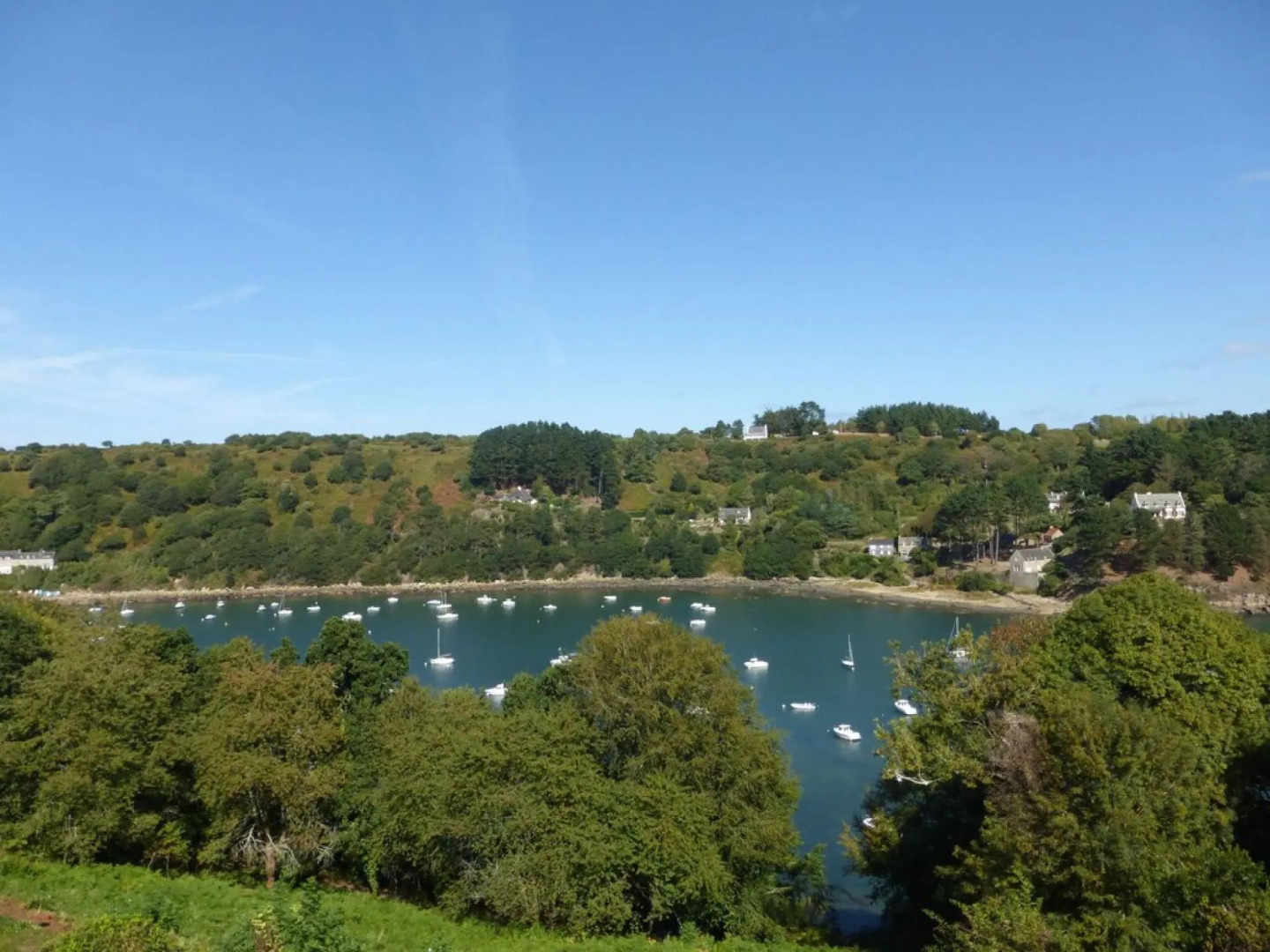 Holiday accommodation, near the beach, Ploulec'h (2nd floor, 1 bedroom)