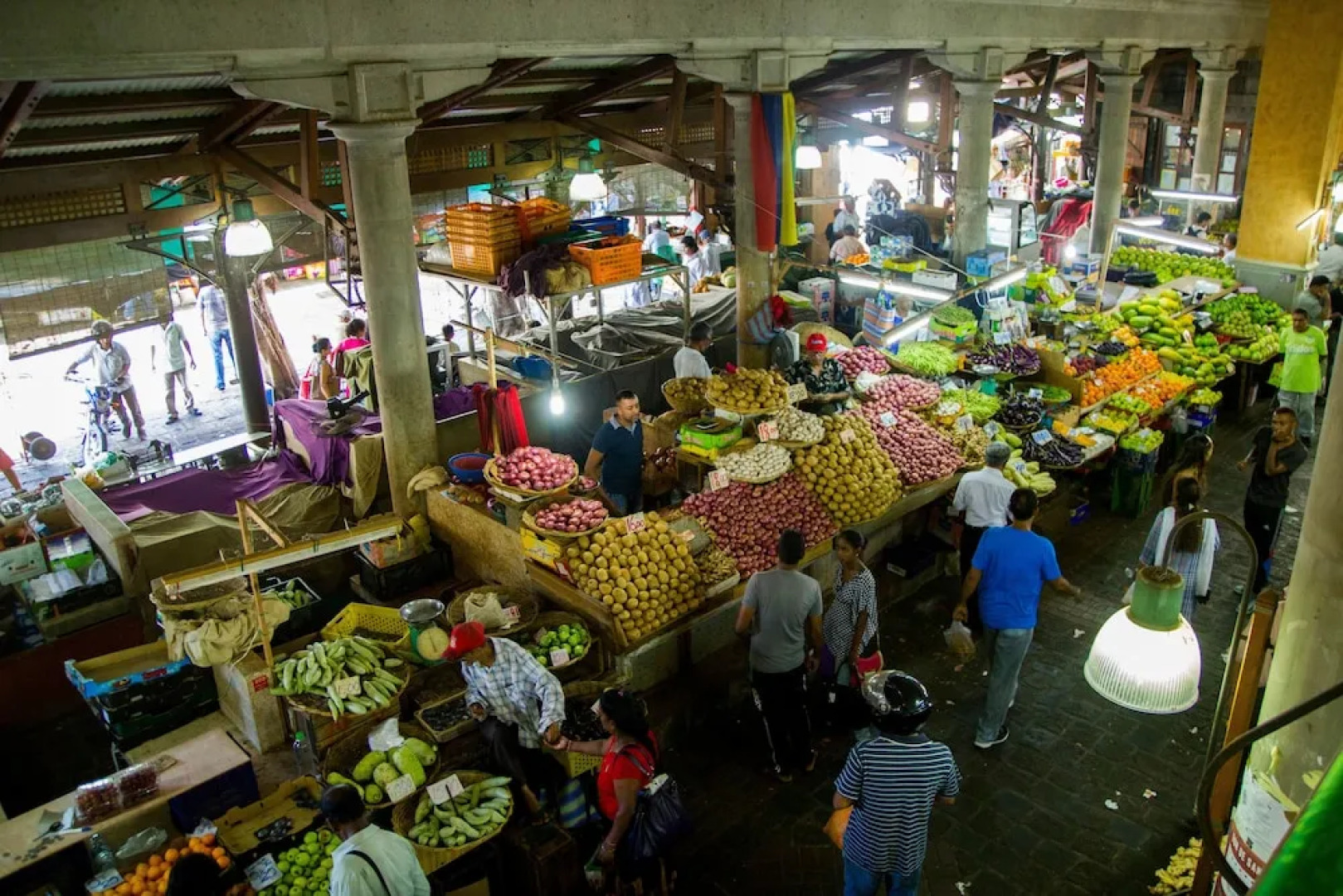 BurNas Beach & Apartments