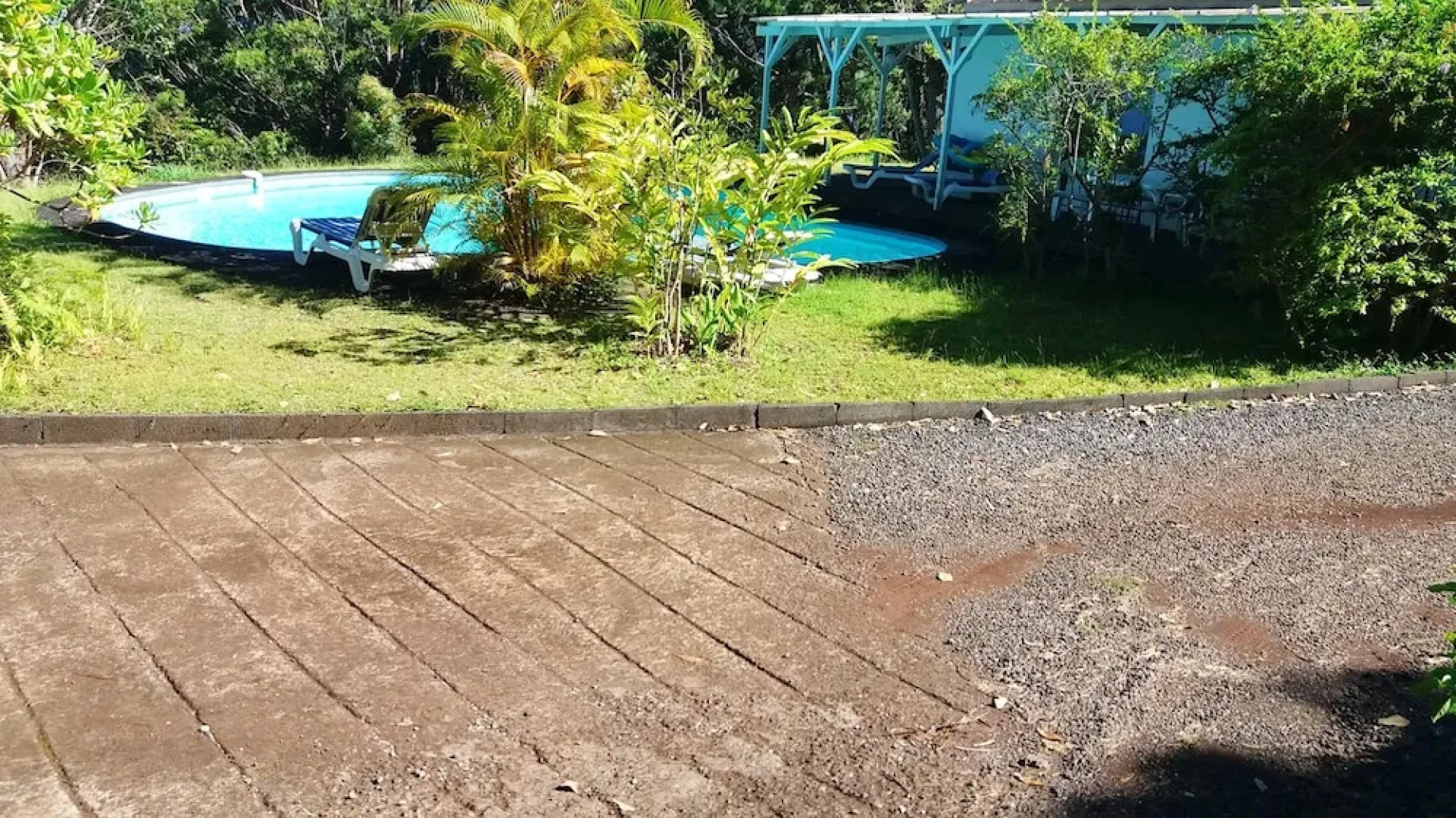 Studio in La Montagne, With Wonderful sea View, Pool Access, Enclosed