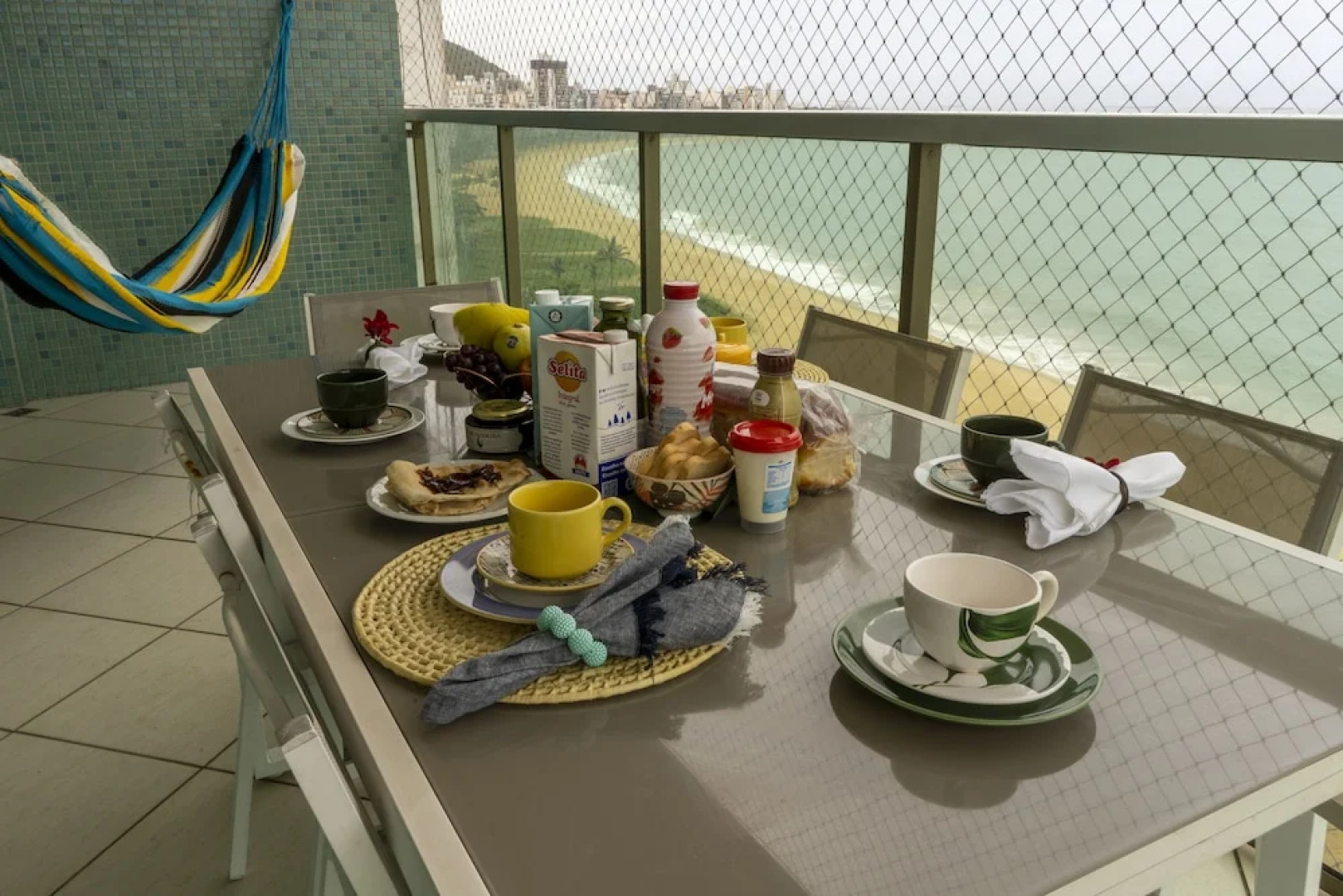 Ed. Crystal Residence