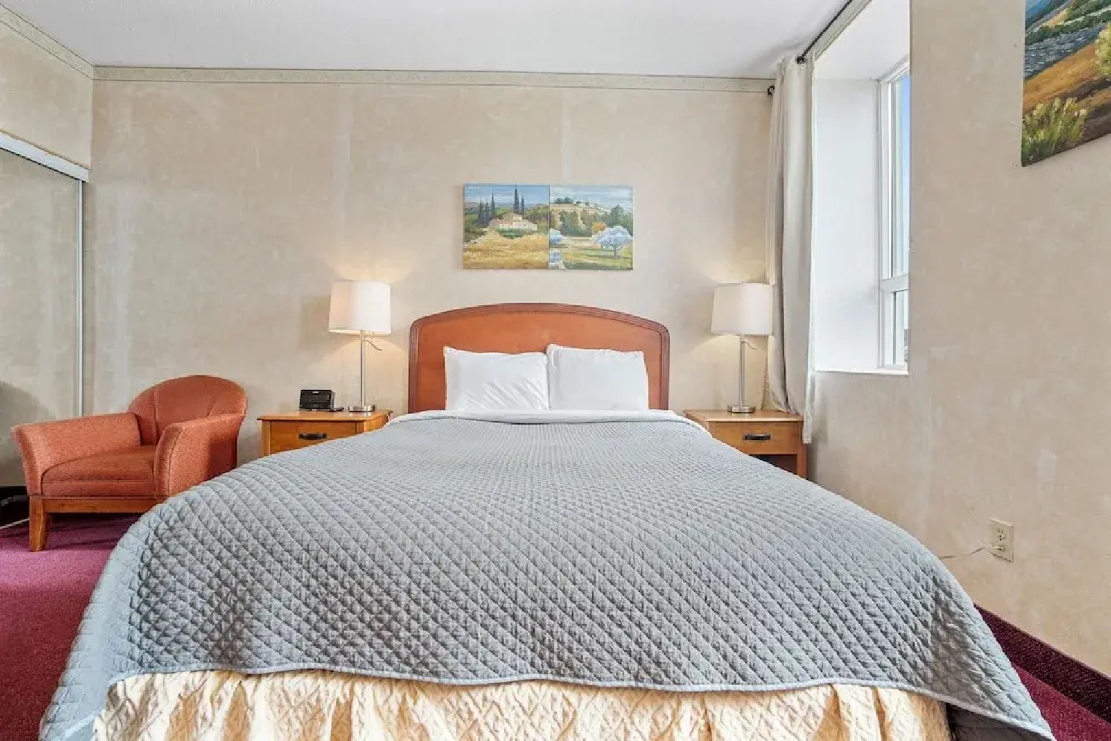 Royal Inn and Suites at Guelph