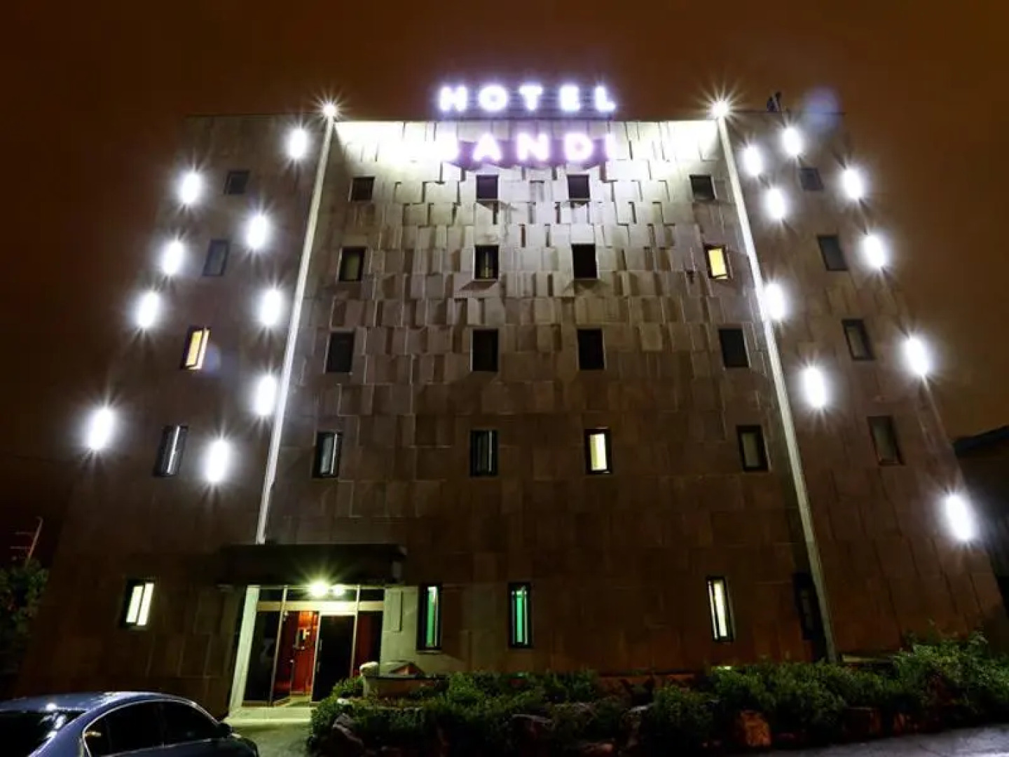 Goodstay Bandi Hotel
