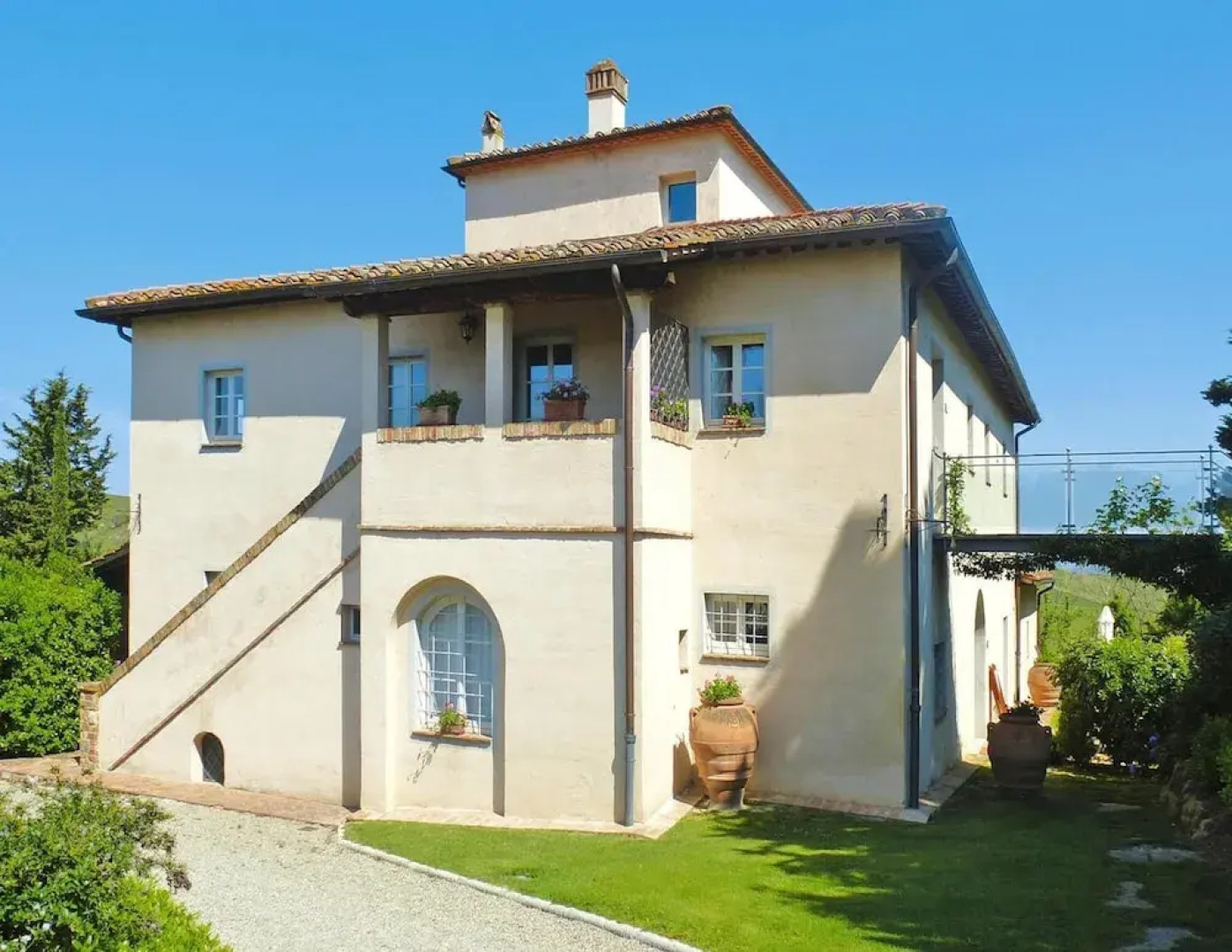 Apartment in Tuscany With Pool & Golf Access