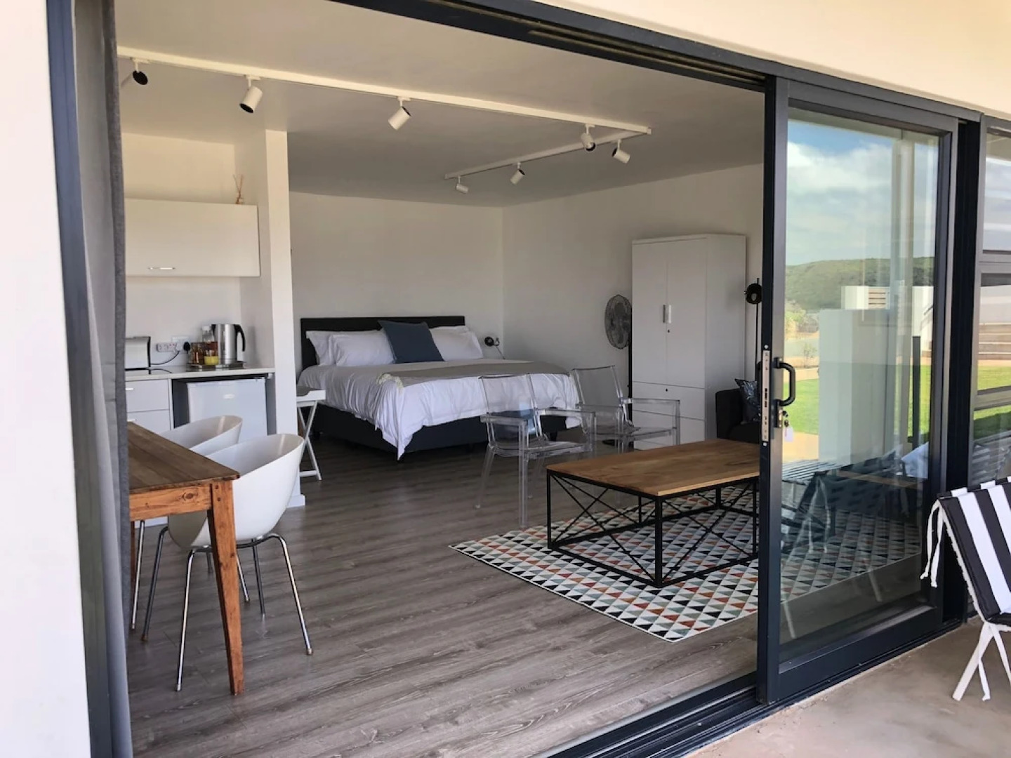 Karee Manor Guesthouse