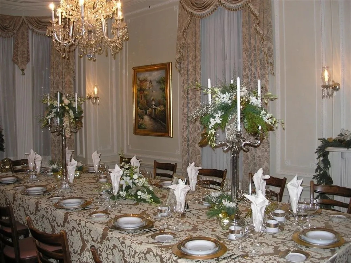 Perth Manor Boutique Hotel